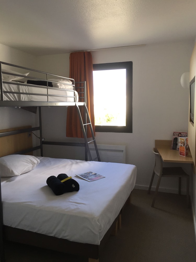 Kyriad Direct La Rochelle Sud Aytre 23/55