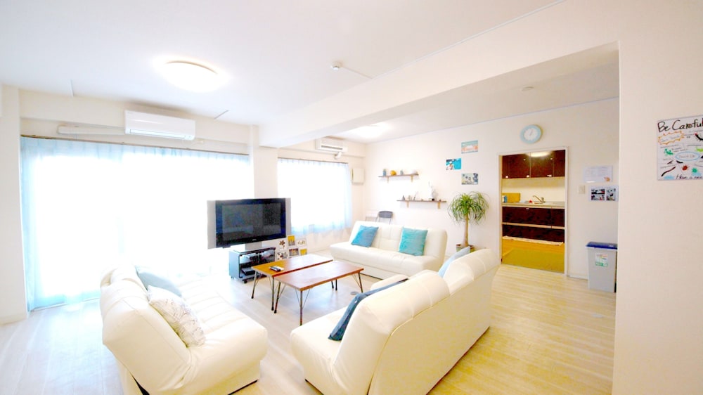 White Beach House 29/44