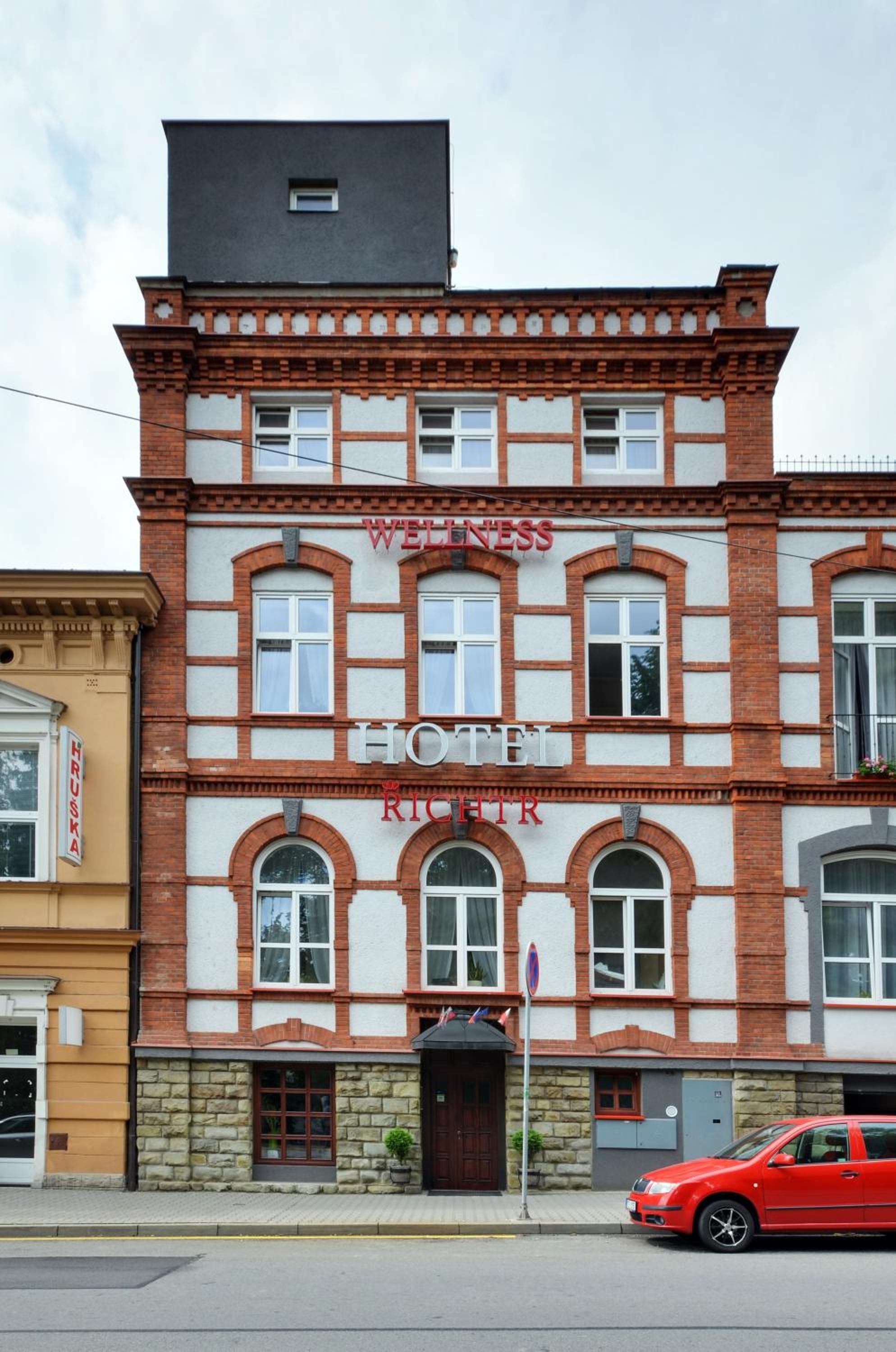 Hotel RICHTR 21/77