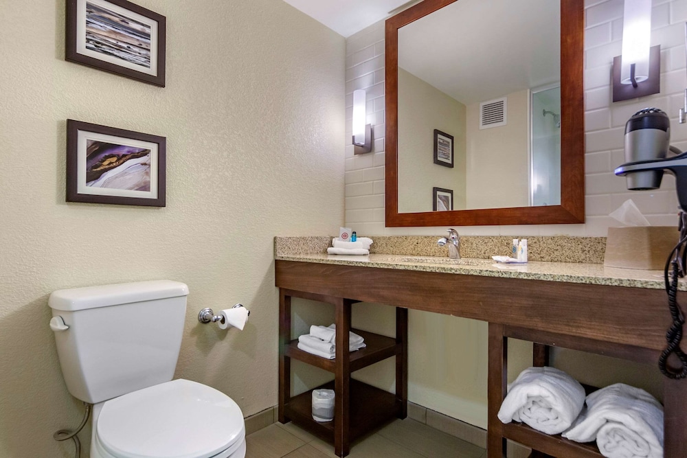 Comfort Inn & Suites Sidney I-80 15/49