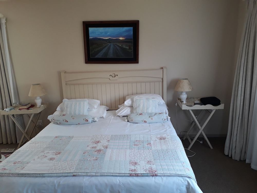 Ash River Lodge B B 19/50