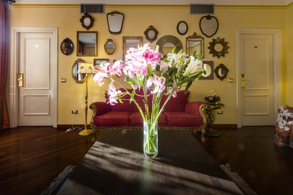 Casa De' Fiori Biscione 4/50