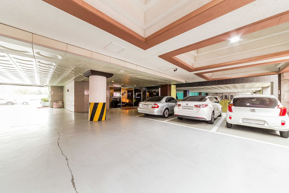 Hotel Airstay photo4