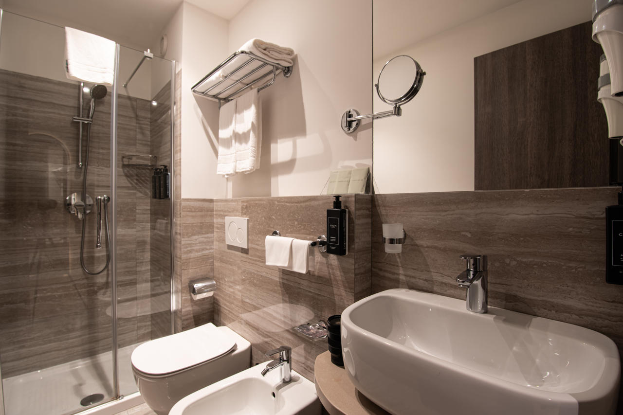Hotel Regina Milano 53/55