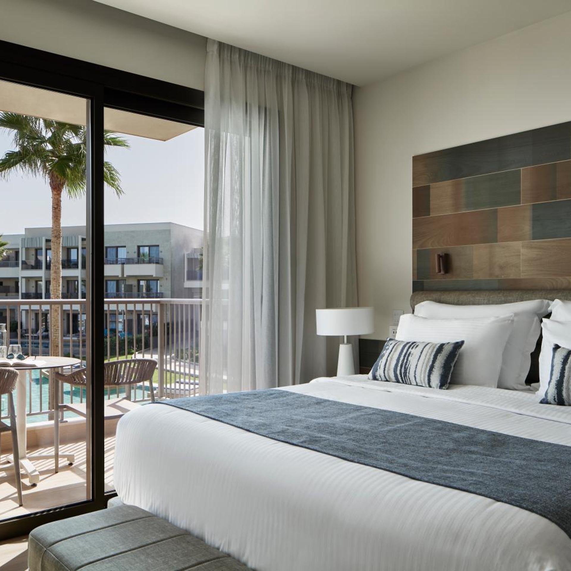 Junior Suite, Lateral Side Sea View