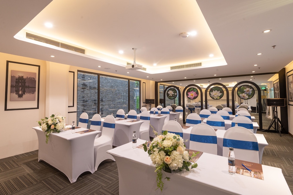 FTE Ba Dinh Hotel 34/48