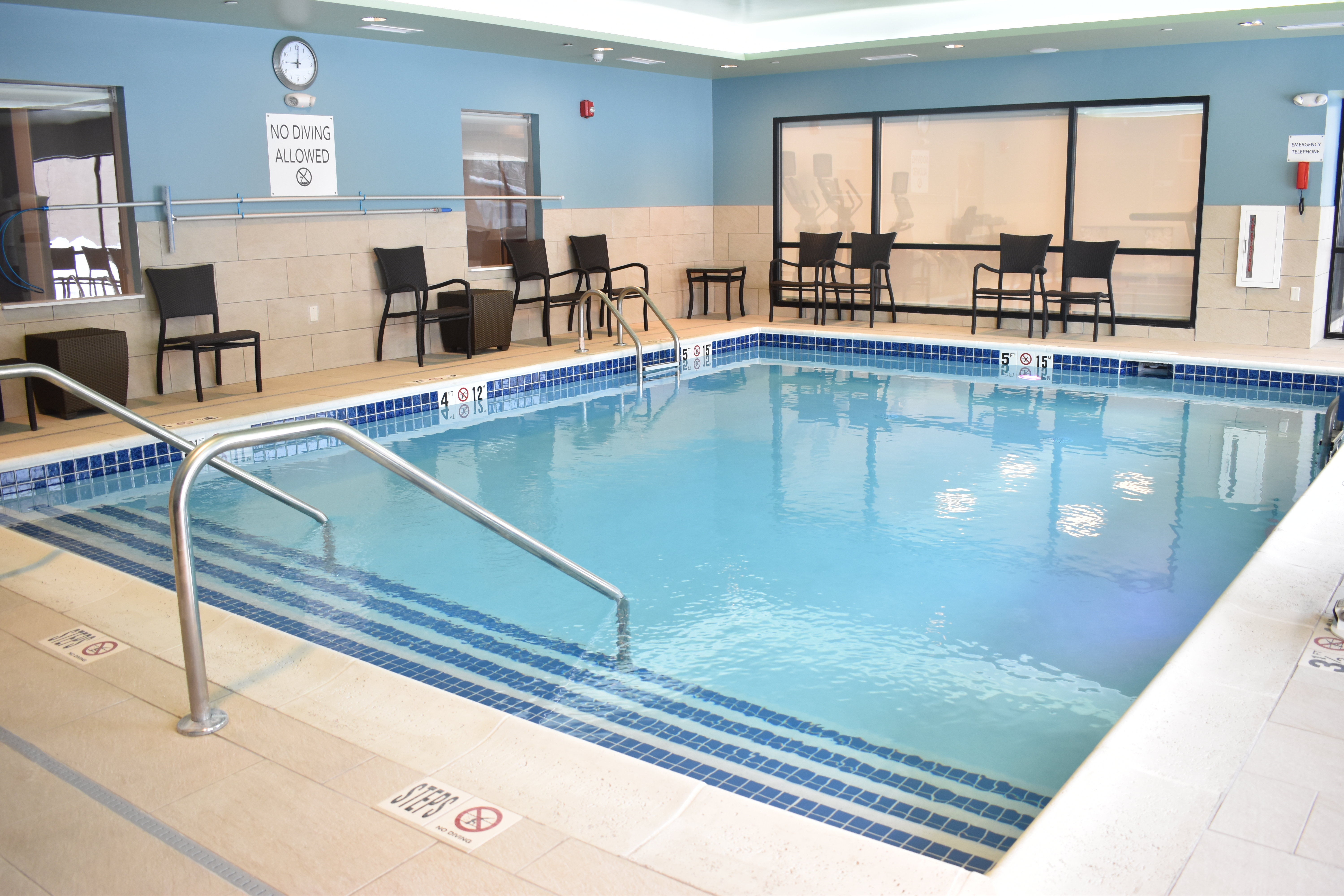 Holiday Inn Express And Suites Boston South Randolph 24/33