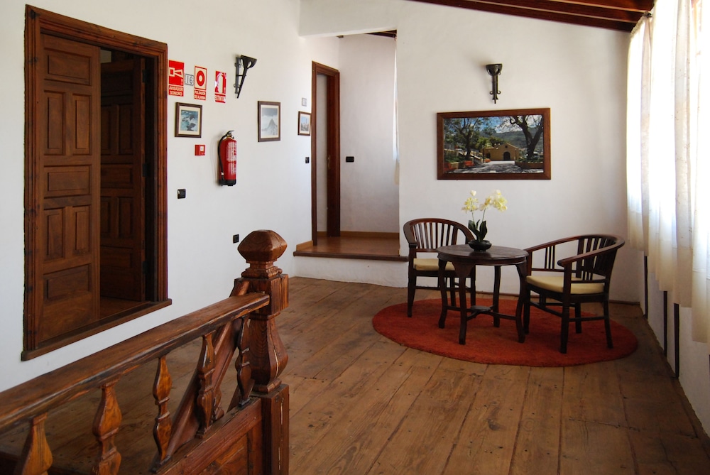 Bentor Rural Hotel 33/50