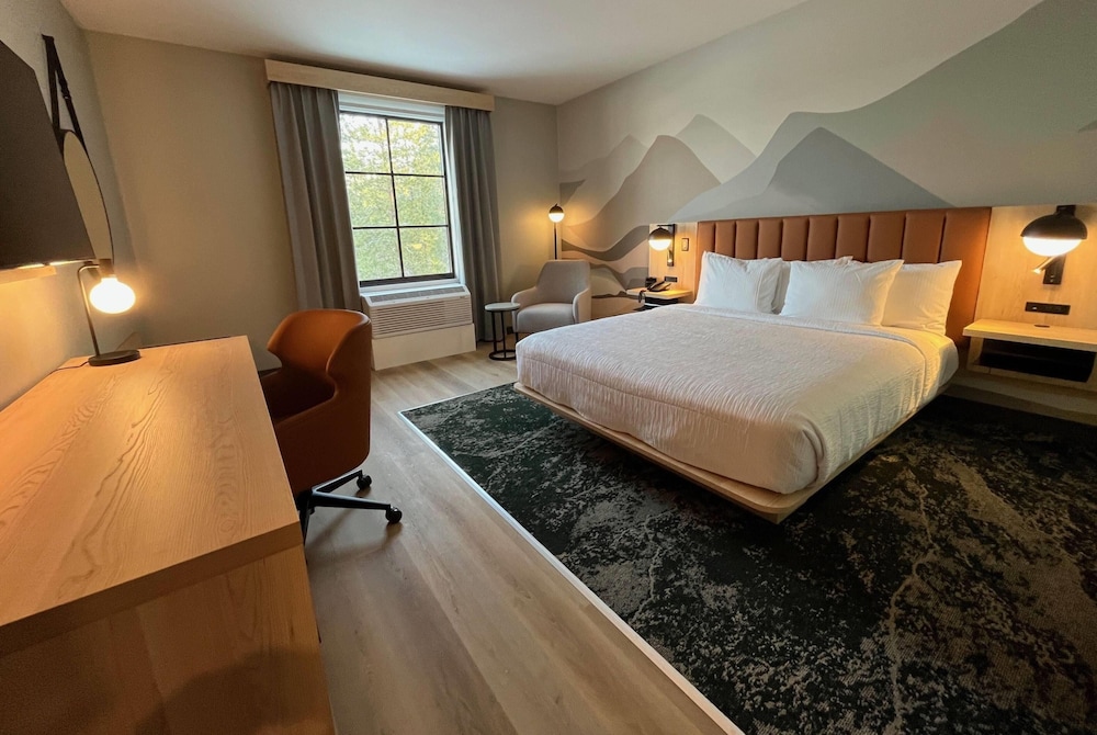 غرفة بسرير كينج لذوي الإعاقة، La Quinta Inn and Suites by Wyndham Leavenworth 2/8
