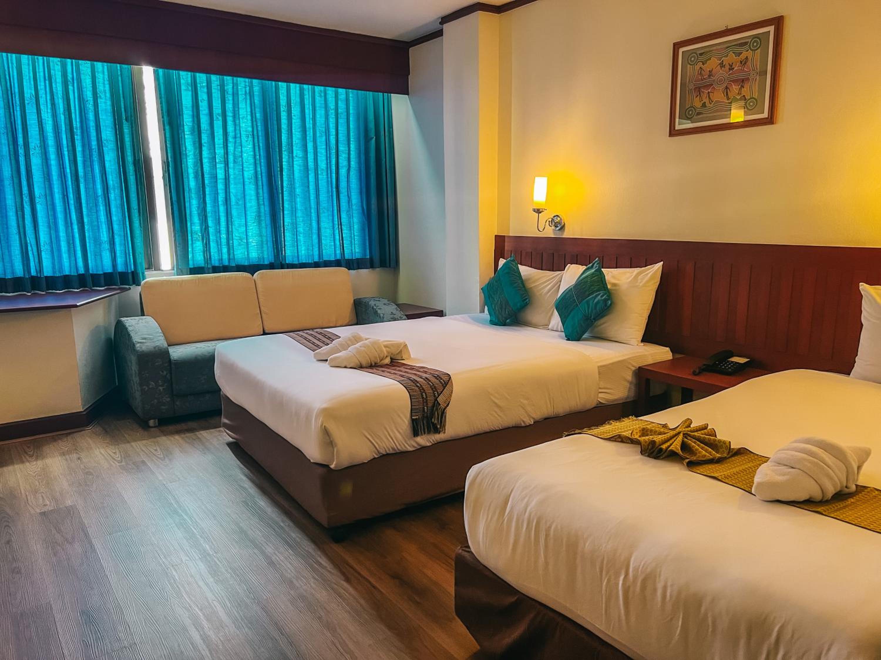 غرفة ديلوكس ثلاثية، Neo Hatyai Hotel 2/2