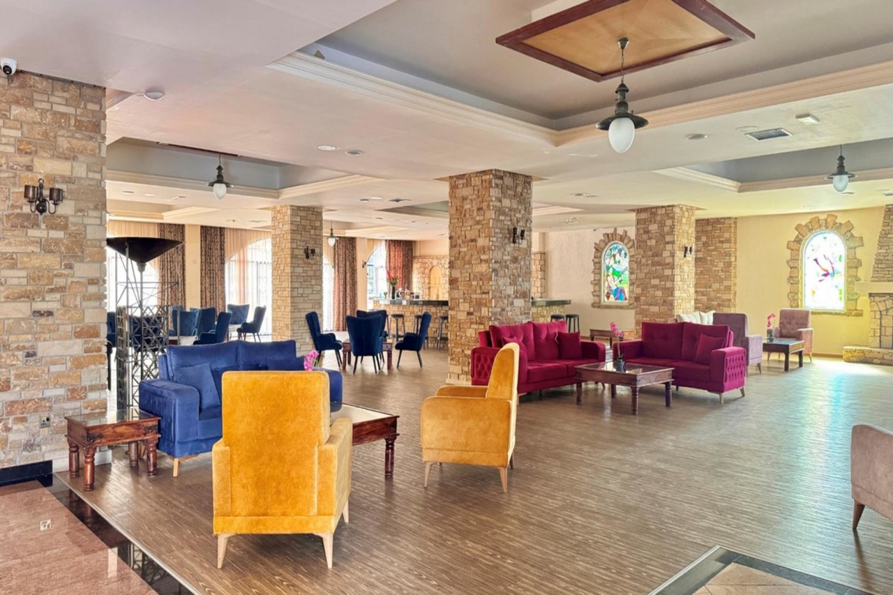 Navarria Hotel 45/50