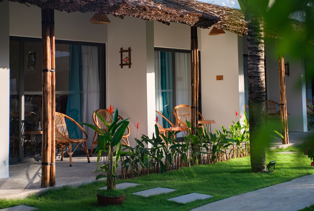 Sala Tuy Hoa Beach 41/50
