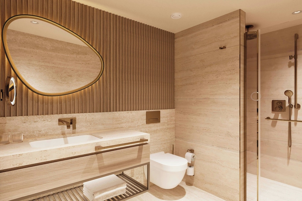 Delta Hotels Istanbul Karakoy 60/61
