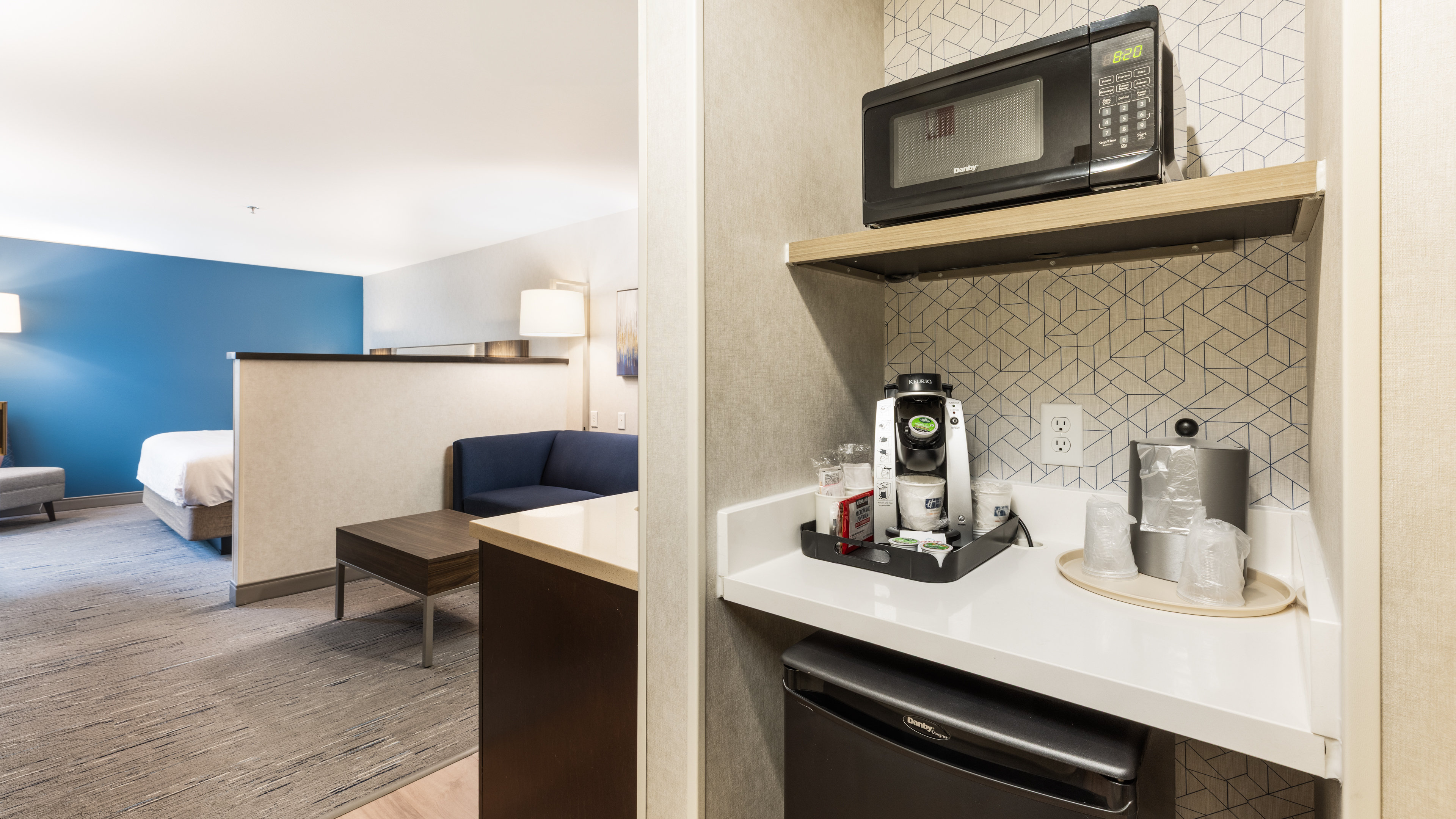 Holiday Inn Express Bellingham 72/72