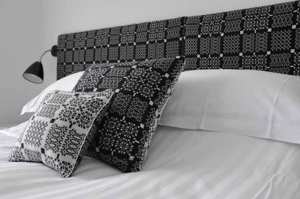 manorhaus Llangollen 23/50