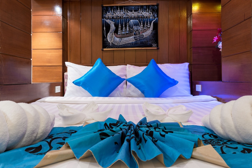 P R Patong Hotel 24/30