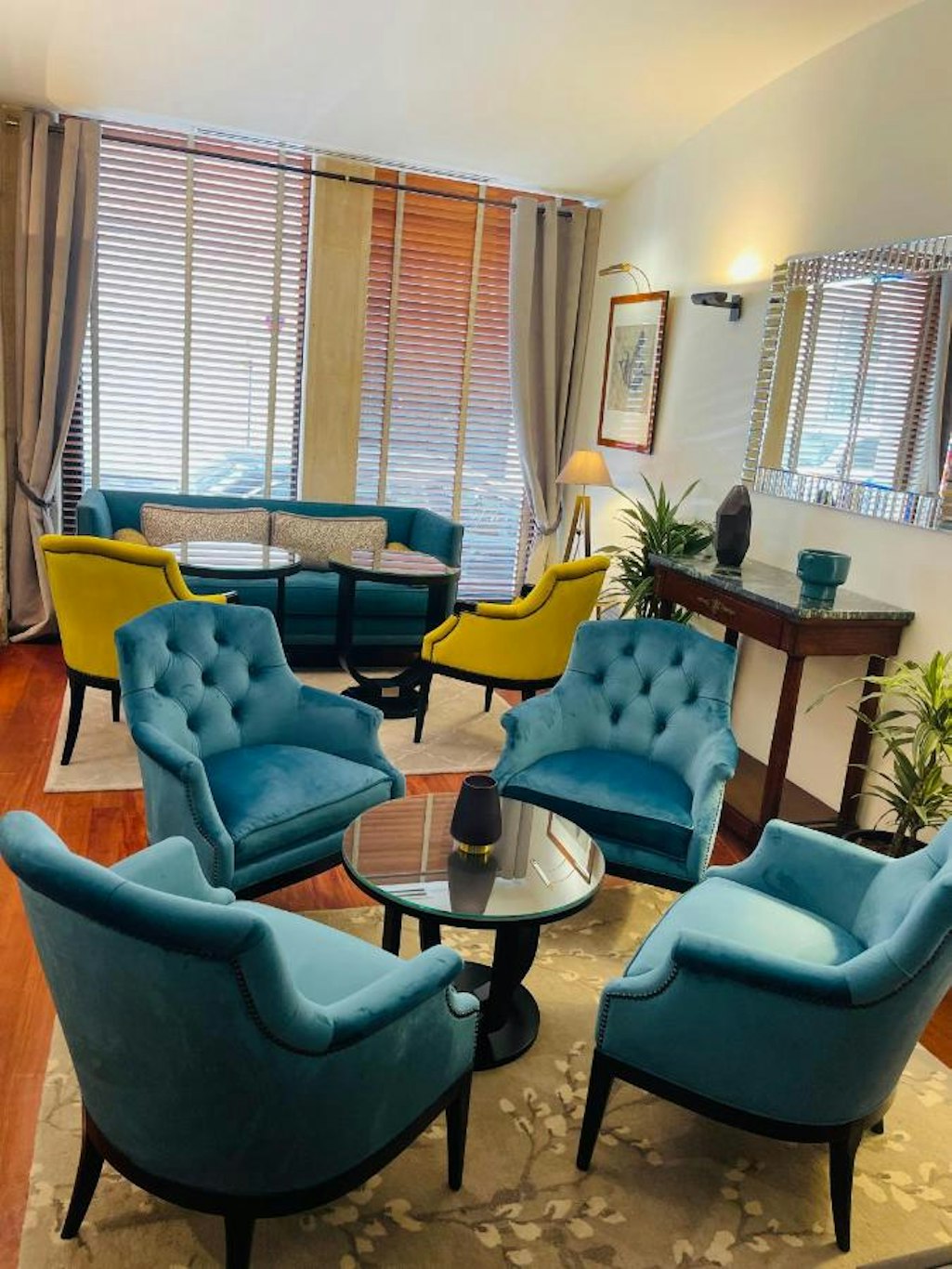 Hotel Delavigne 43/64