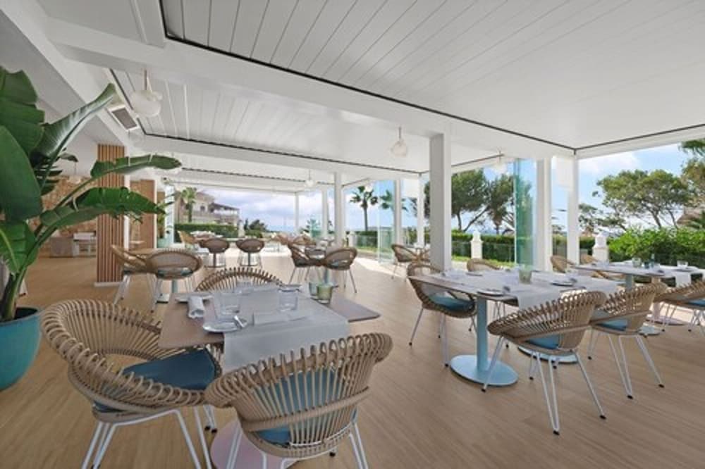HOTEL VILLA CHIQUITA 59/73