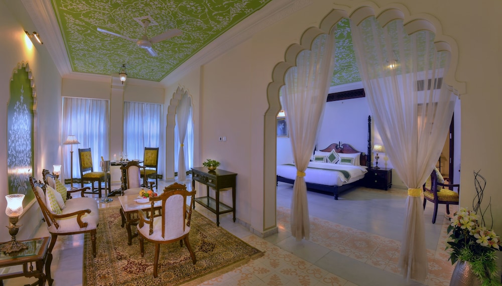Anuraga Palace Ranthambhore 11/33