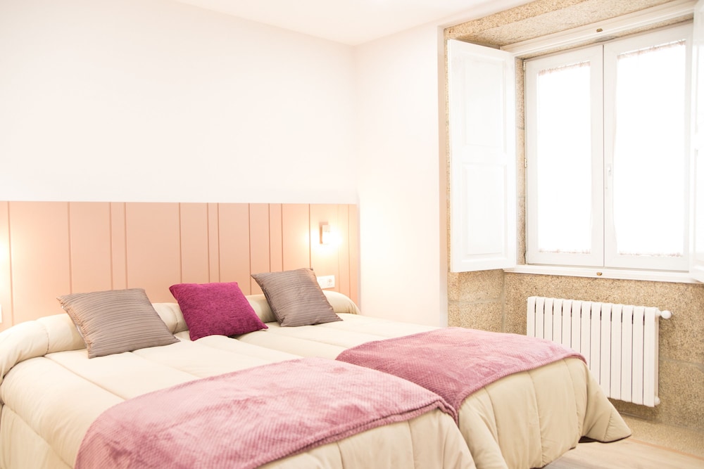 Linares Rooms Santiago 35/66