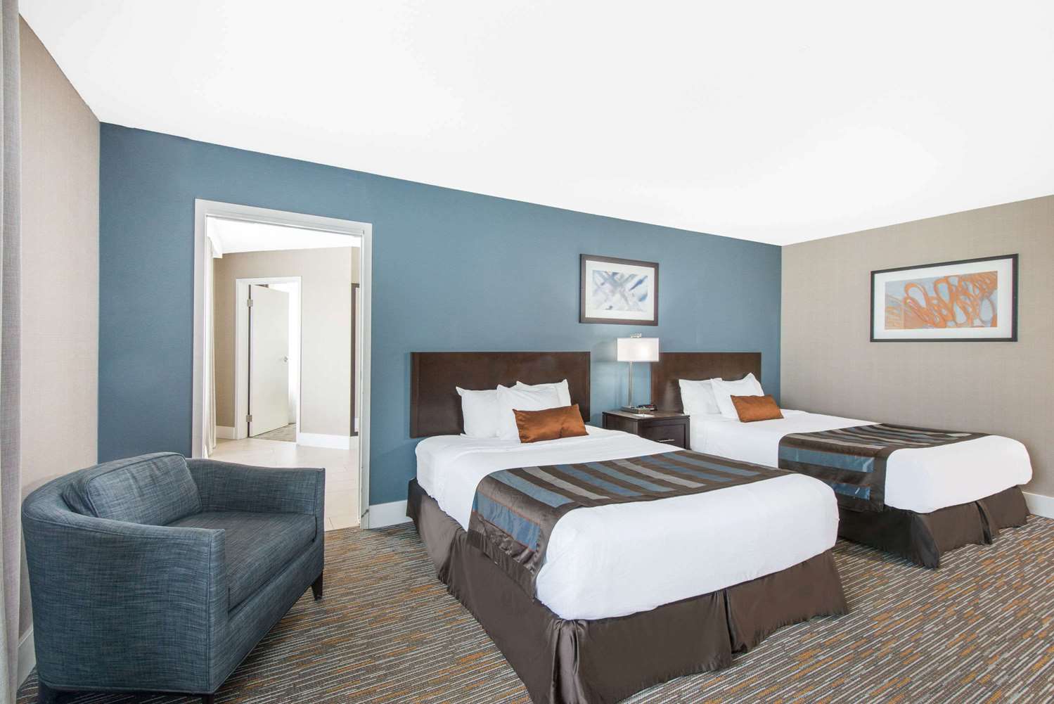 Wingate By Wyndham Niagara Falls 14/37