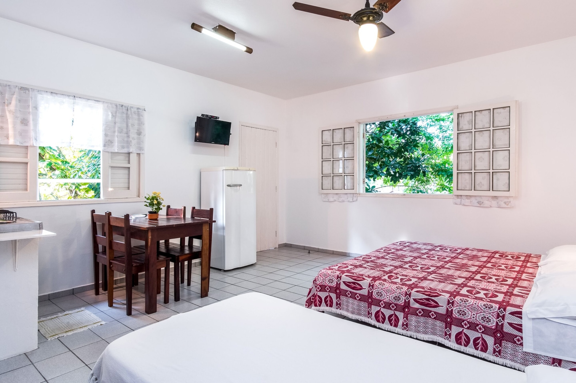 Economy, Chalet, 1 Double and 1 Single Bed