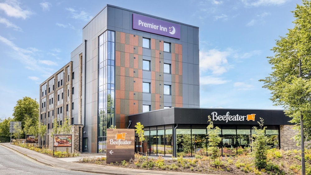 Premier Inn Bristol Parkway (M32) in BRISTOL