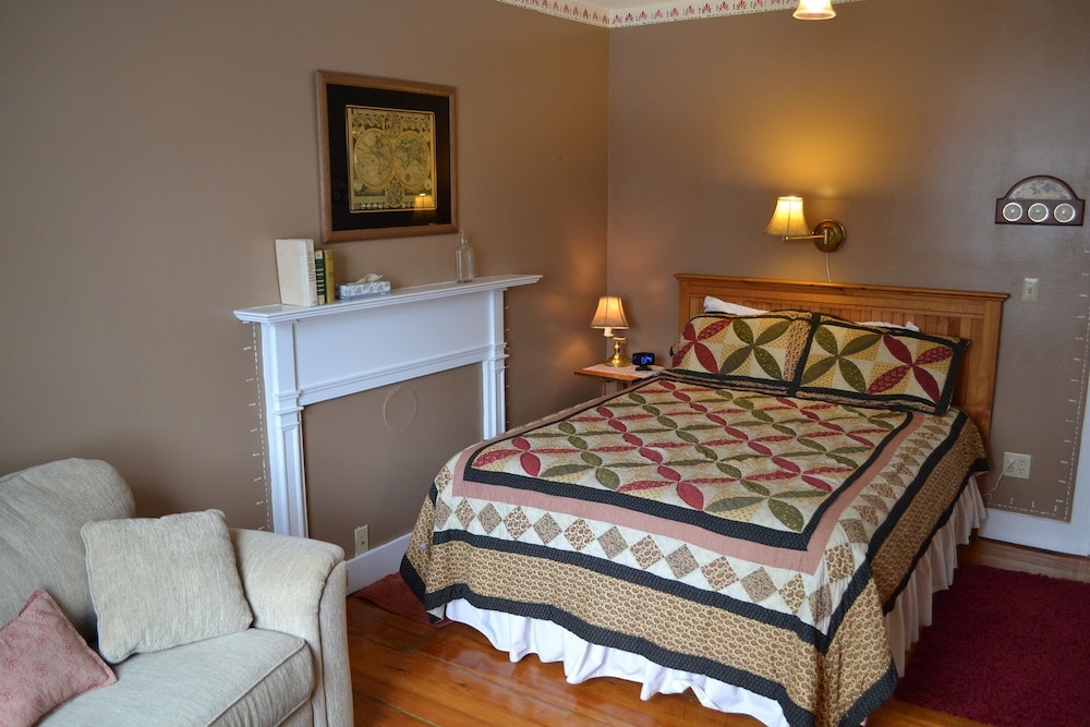 The Dowds Contry Inn and Event Center 16/50