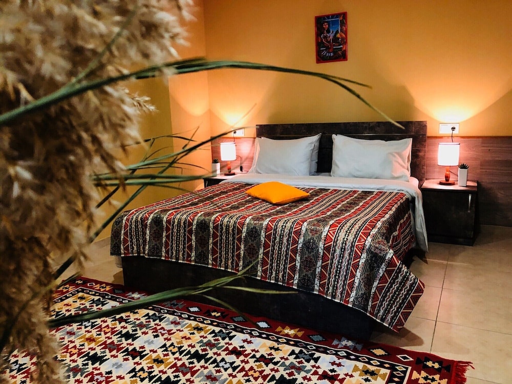 Nabadi Hotel 35/68