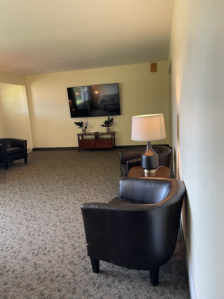 All Star Value Inn 50/74
