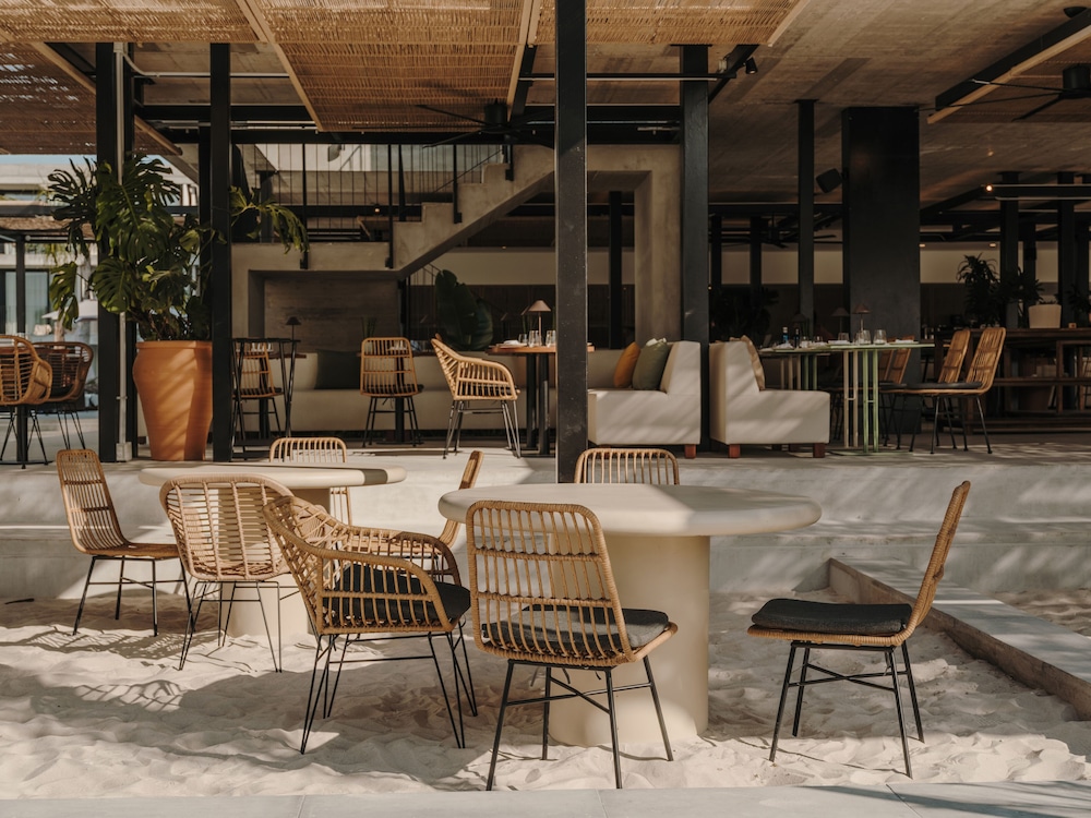 Bonito Ibiza by NCALMA Hotels 82/93