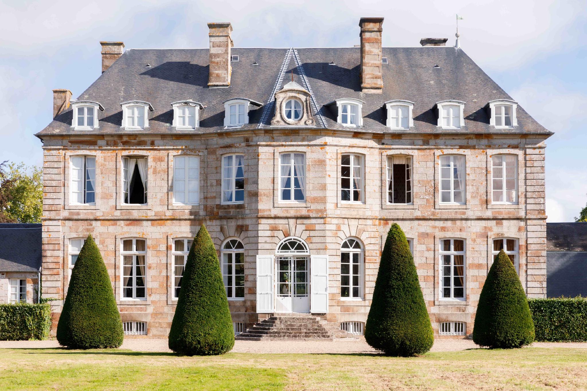 Chateau de Bouceel 1/17