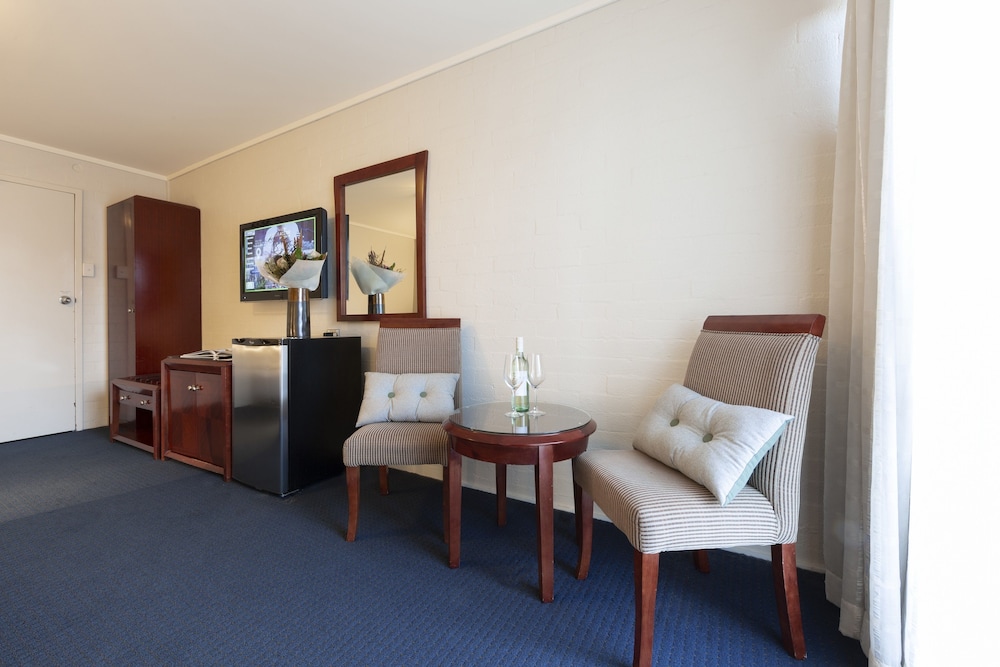 ibis Styles Canberra 57/78