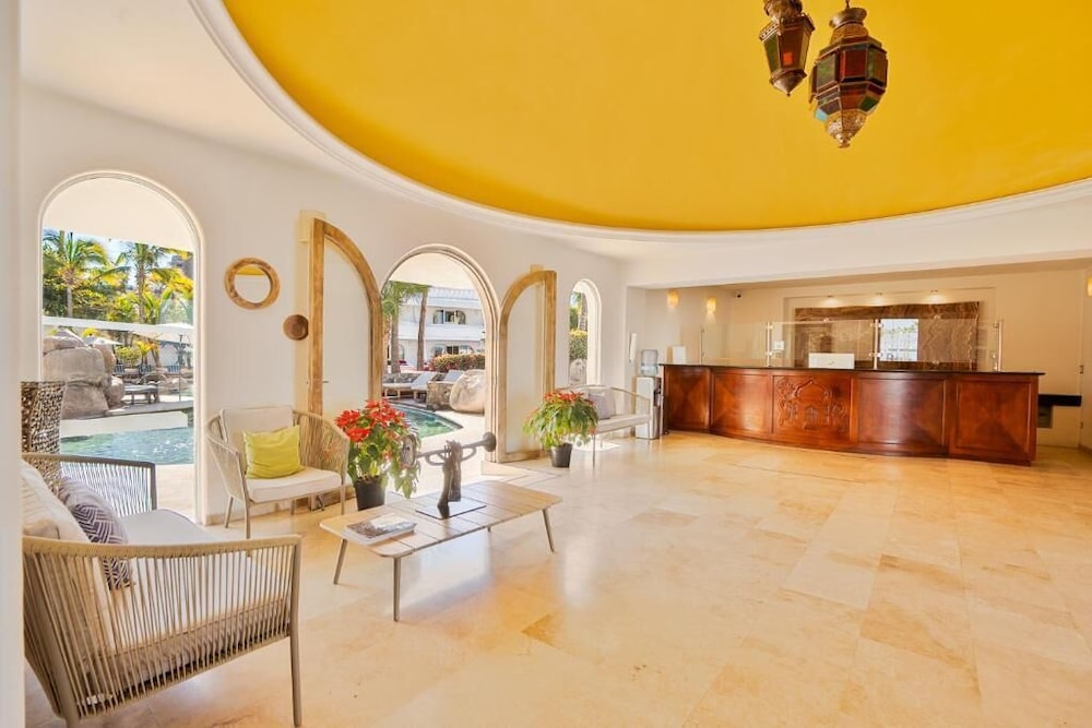 Club Del Moro Hotel Suites 12/72
