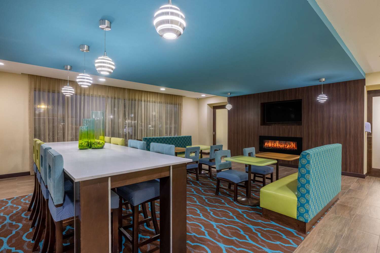 La Quinta Inn & Suites by Wyndham Artesia 34/58
