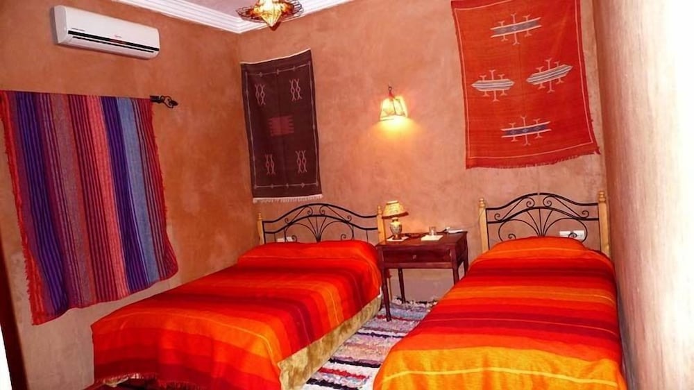 Kasbah Valentine 18/35