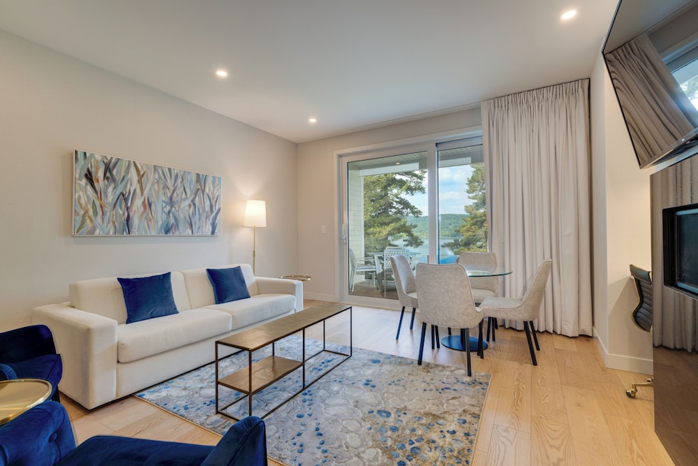 Ripplecove Hotel & Spa 51/71