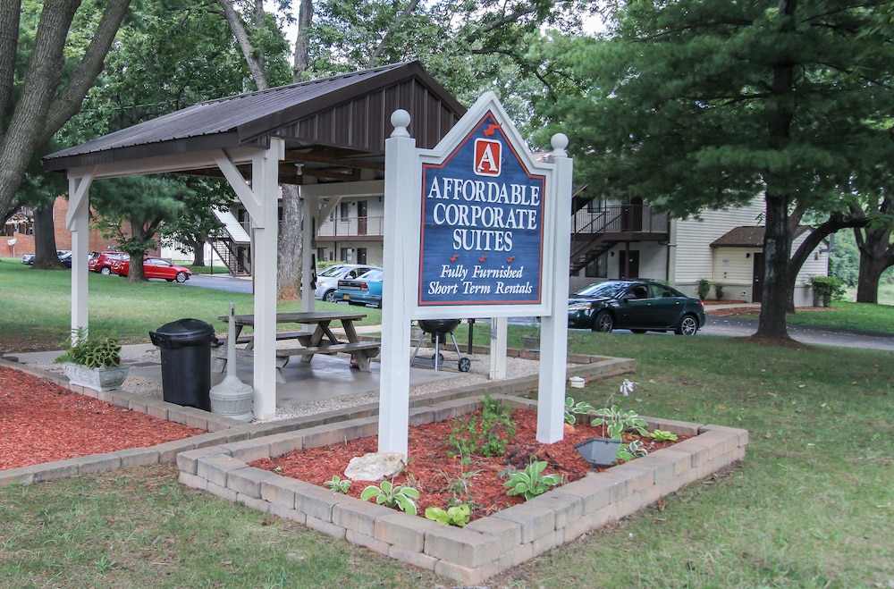 Affordable Corporate Suites Roanoke 47/50