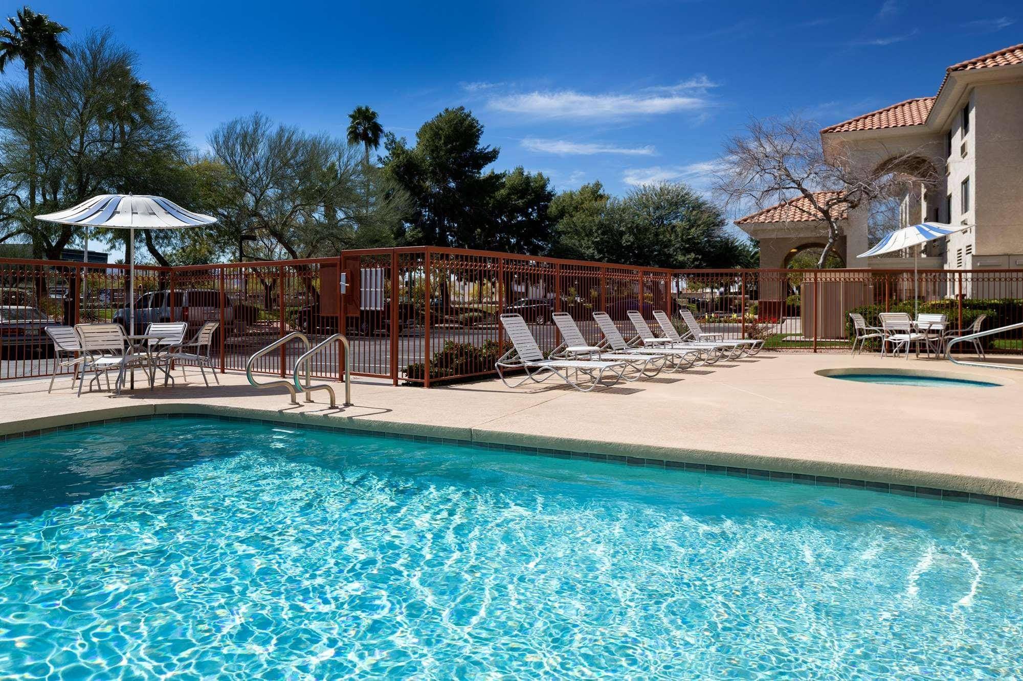 Country Inn & Suites by Radisson, Phoenix Airport, AZ 46/46