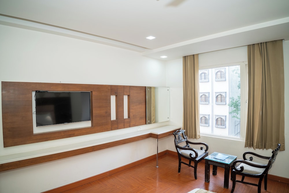 HOTEL GRAND HRIDEY 27/50