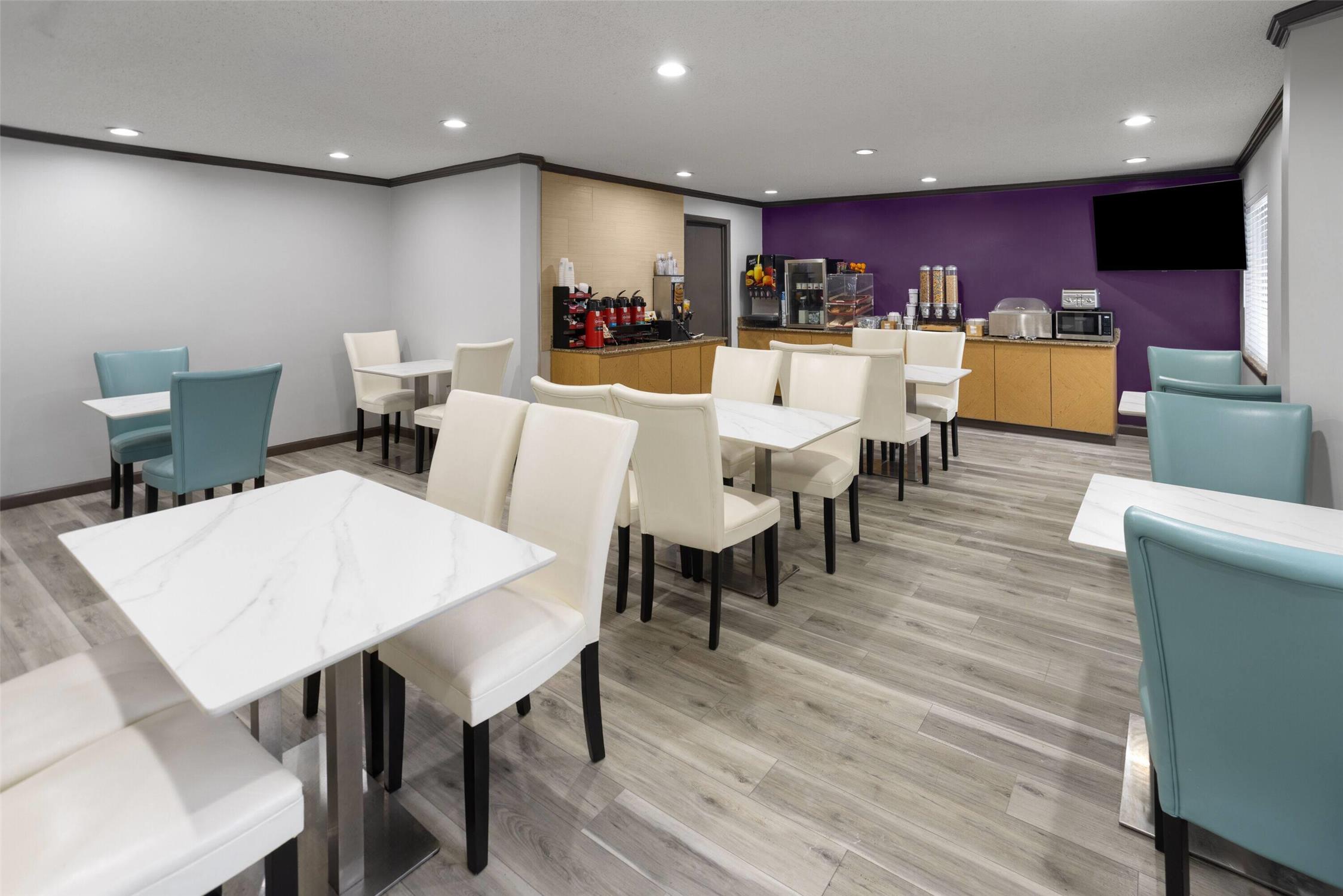 La Quinta Inn And Suites By Wyndham Mansfield Oh 22/27