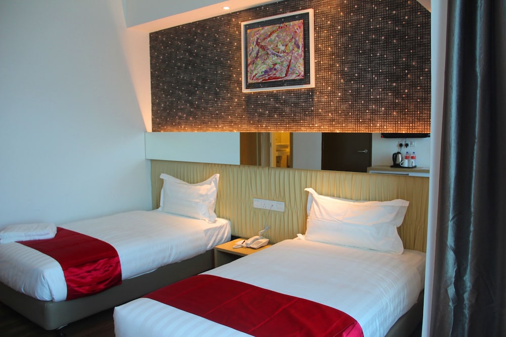 PREMIER, TWIN BEDS