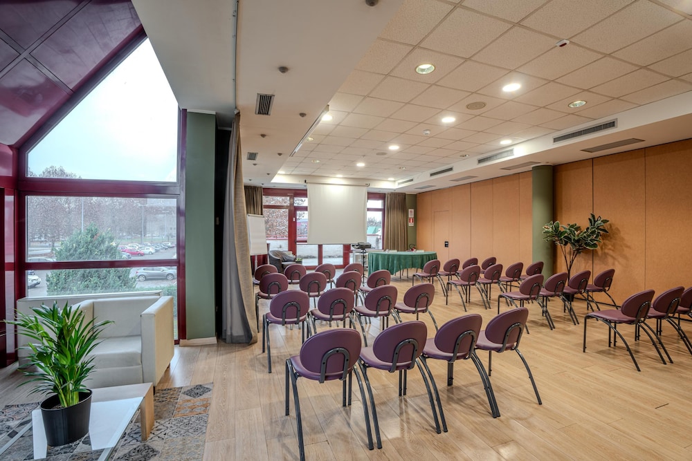 Tulip Inn Torino Sud 38/48