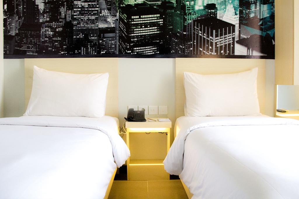 Business, Twin Beds