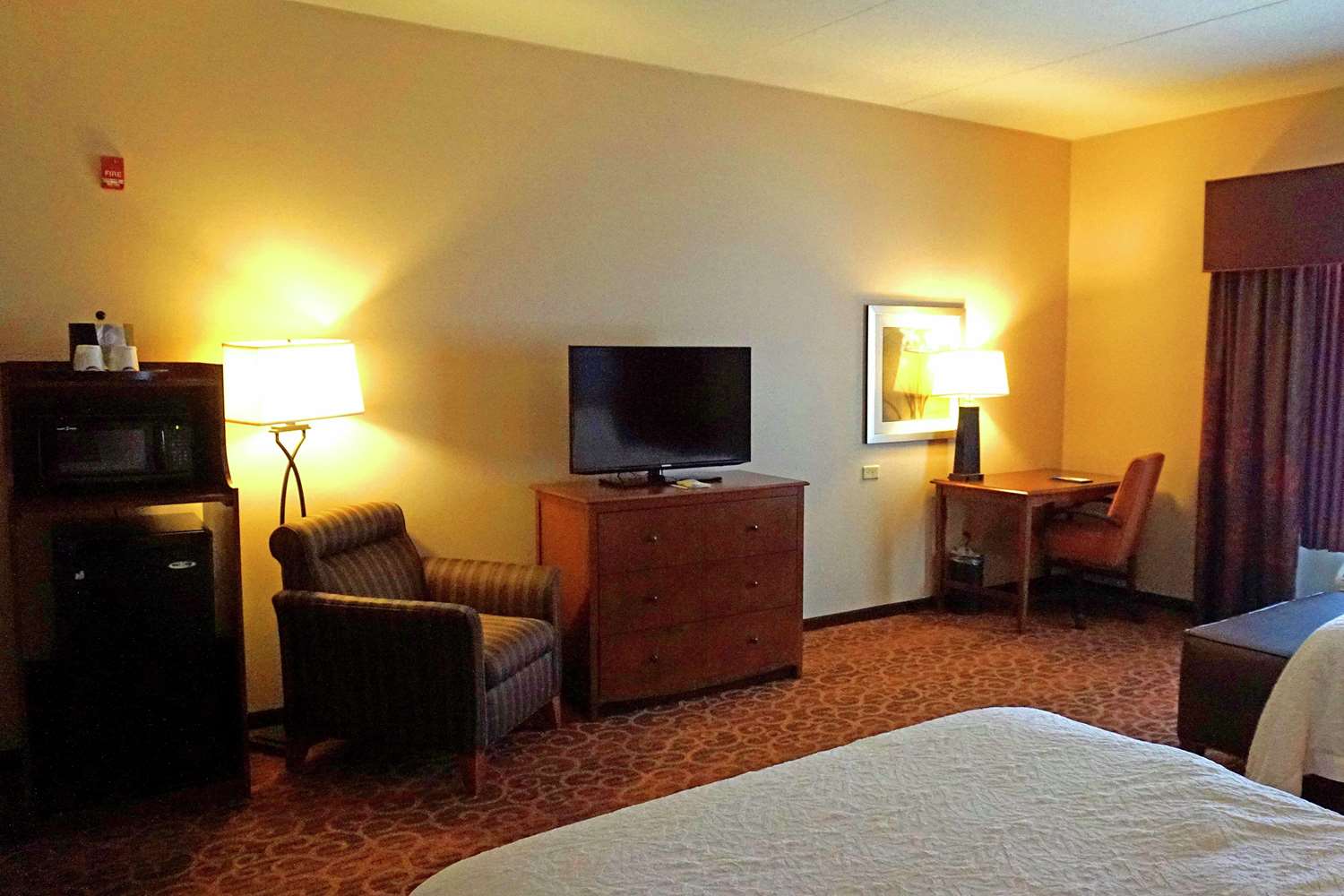 Hampton Inn Waynesburg 41/59