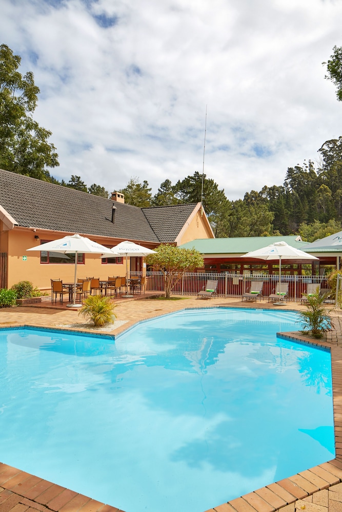 Knysna Chalets By First Group 4/17