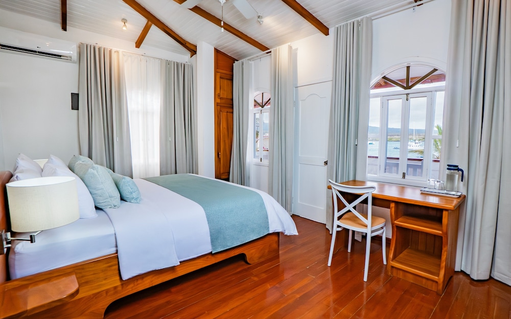 Angermeyer Waterfront Inn 17/47