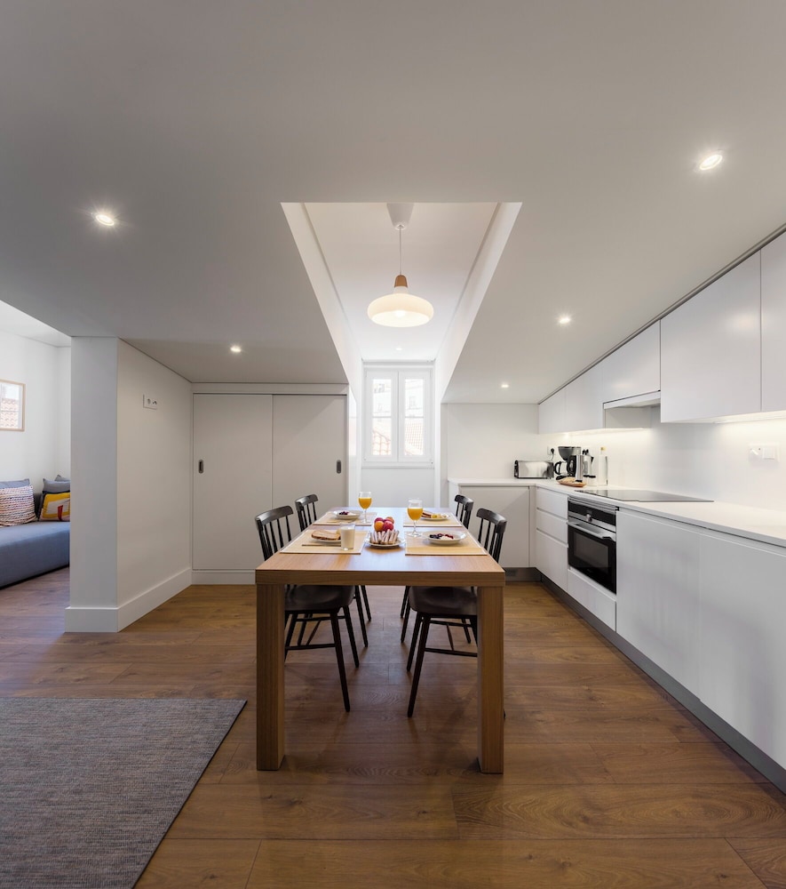 Lisbon Serviced Apartments - Bairro Alto 68/79