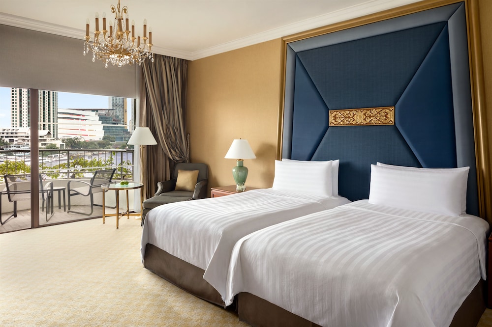 KRUNGTHEP, TWIN BEDS, RIVER VIEW