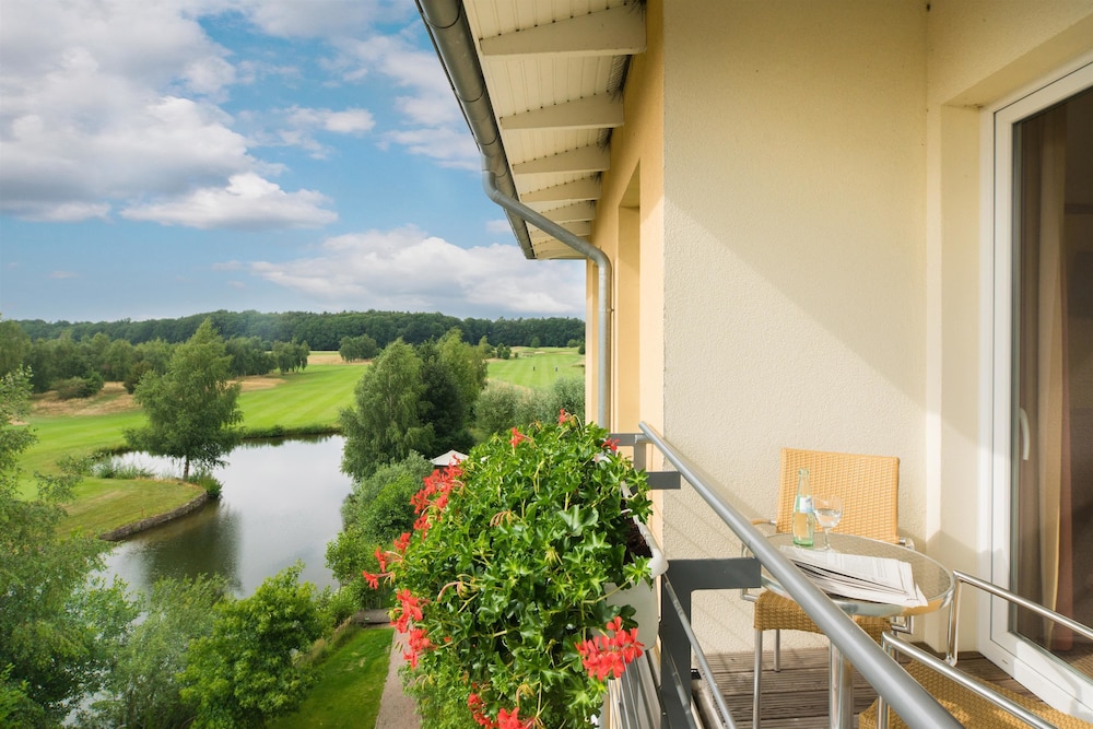 Best Western Premier Castanea Resort Hotel 3/48